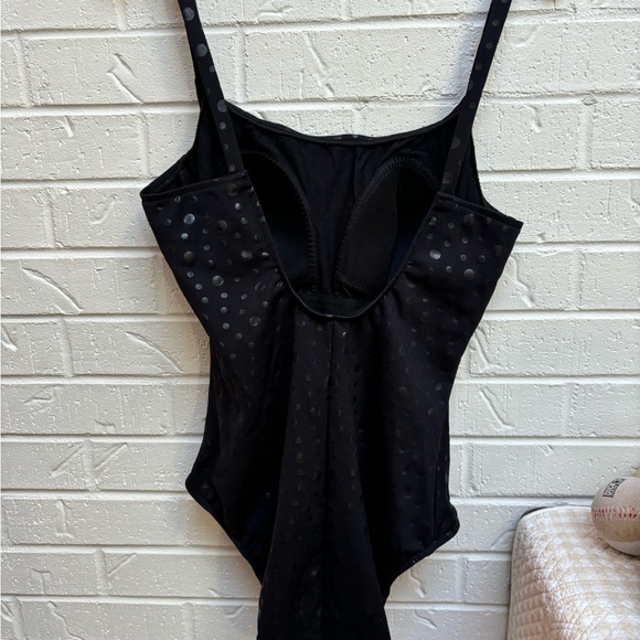 Cole of CA NWT black with silver dots one piece swimsuit size 14 - Picture 5 of 6